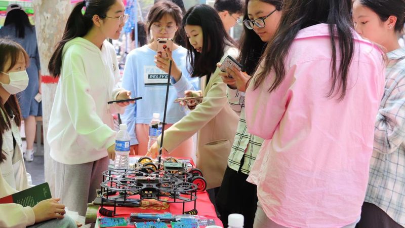 智慧解决方案实施标准：解码企业数字化转型关键